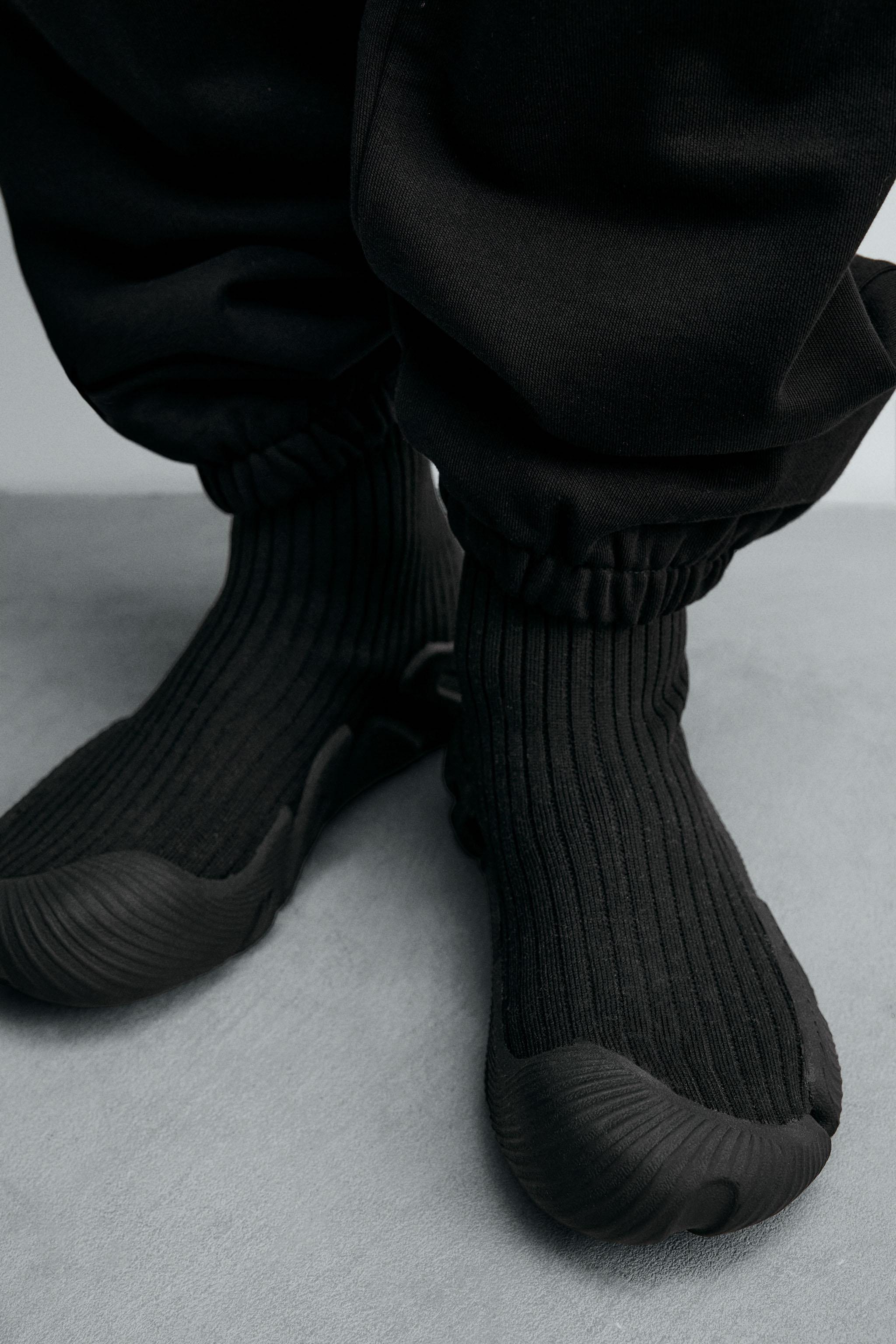 KNIT HIGH-TOP SNEAKERS